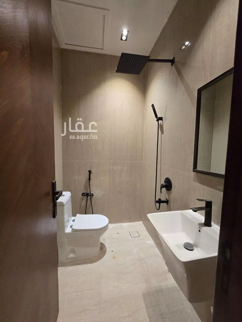 3 bedroom floor in Dahiat Namar 14