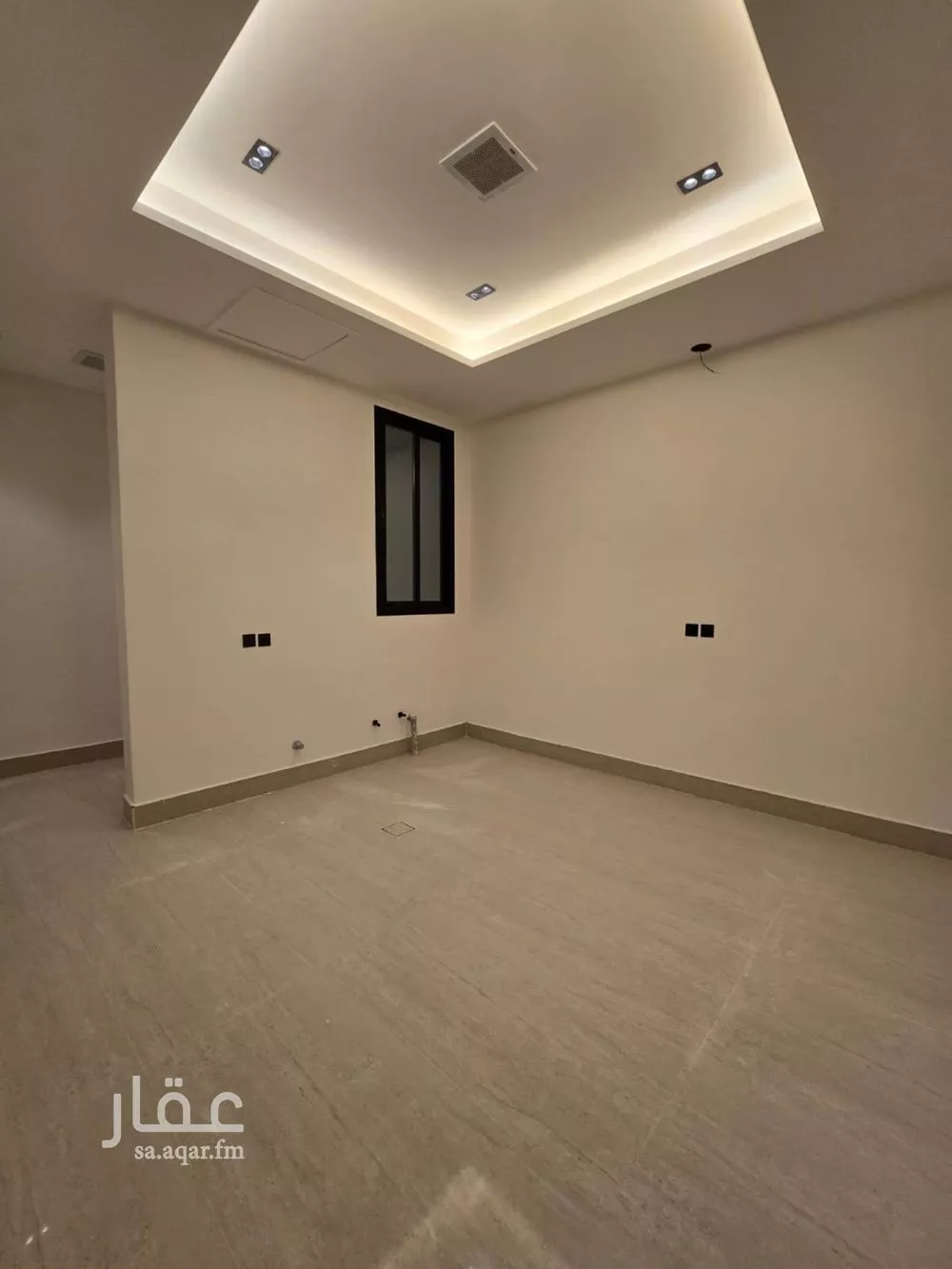 3 bedroom floor in Dahiat Namar 7