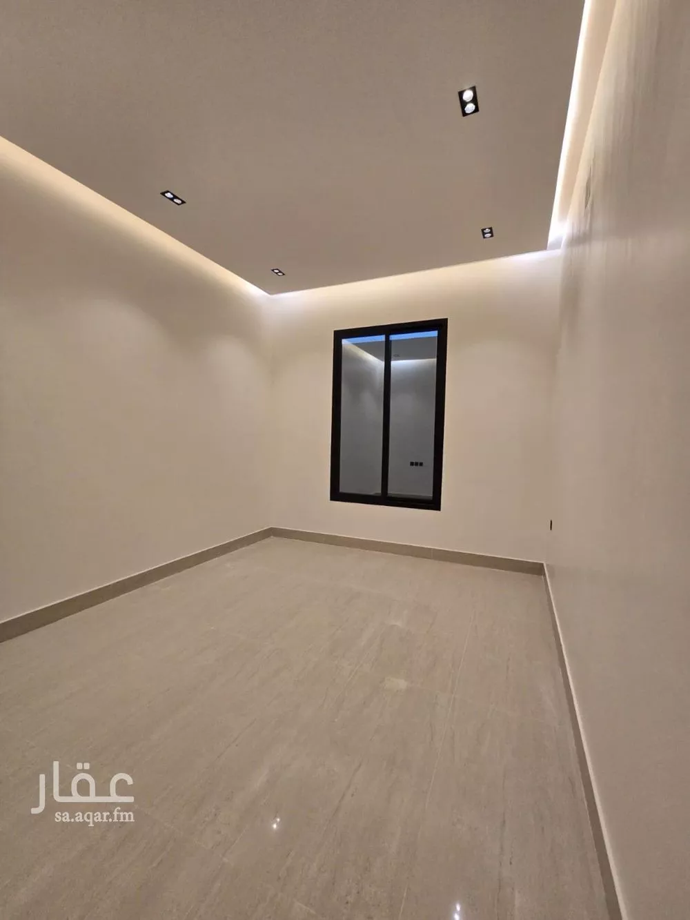 3 bedroom floor in Dahiat Namar 10