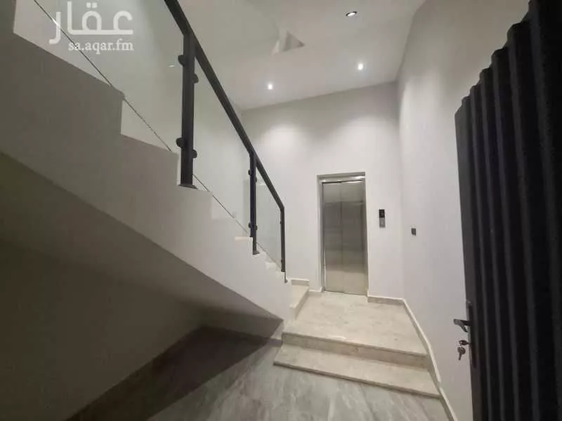 4 bedroom floor in Qurtubah 16