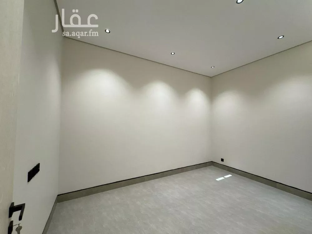 4 bedroom floor in Al Rimal 12