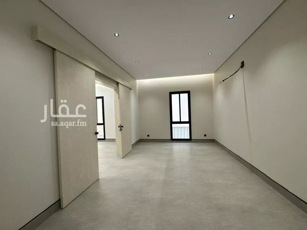 4 bedroom floor in Al Rimal 16