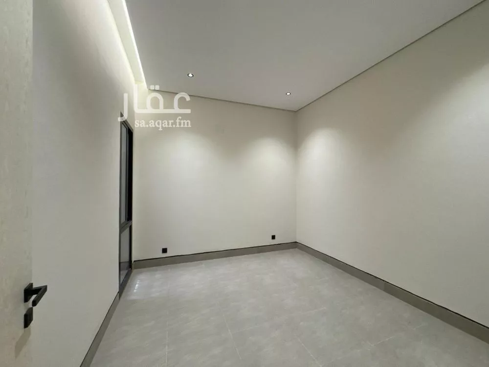 4 bedroom floor in Al Rimal 6