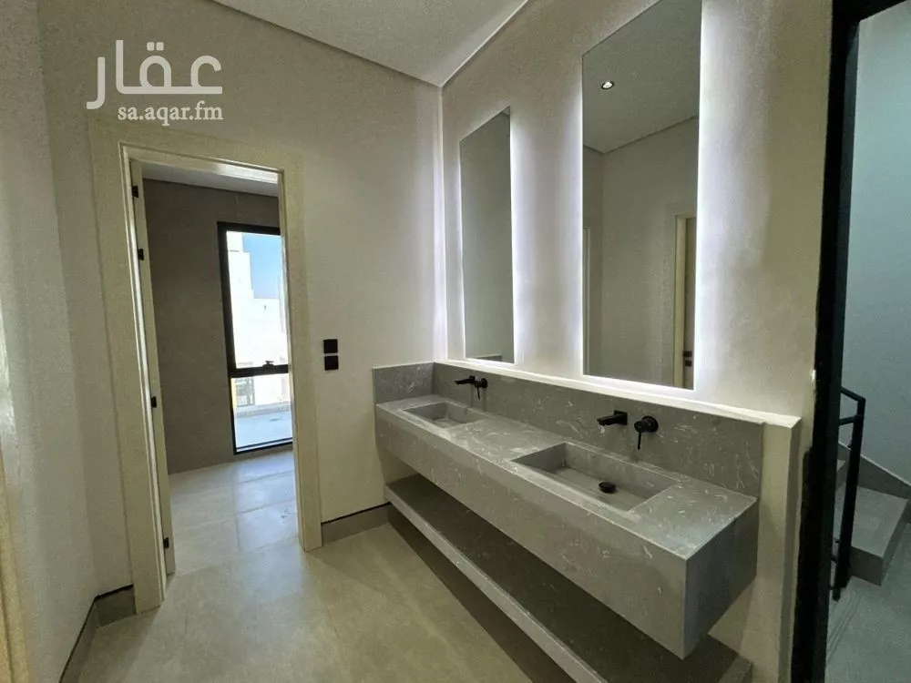 4 bedroom floor in Al Rimal 7
