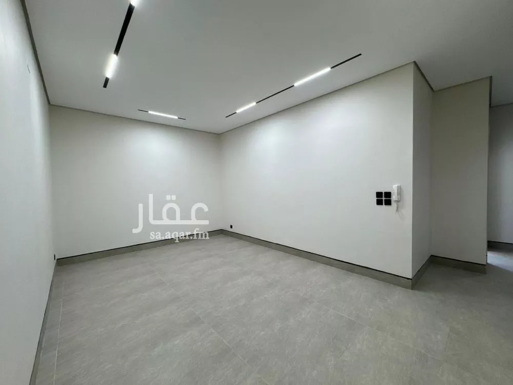 4 bedroom floor in Al Rimal 8