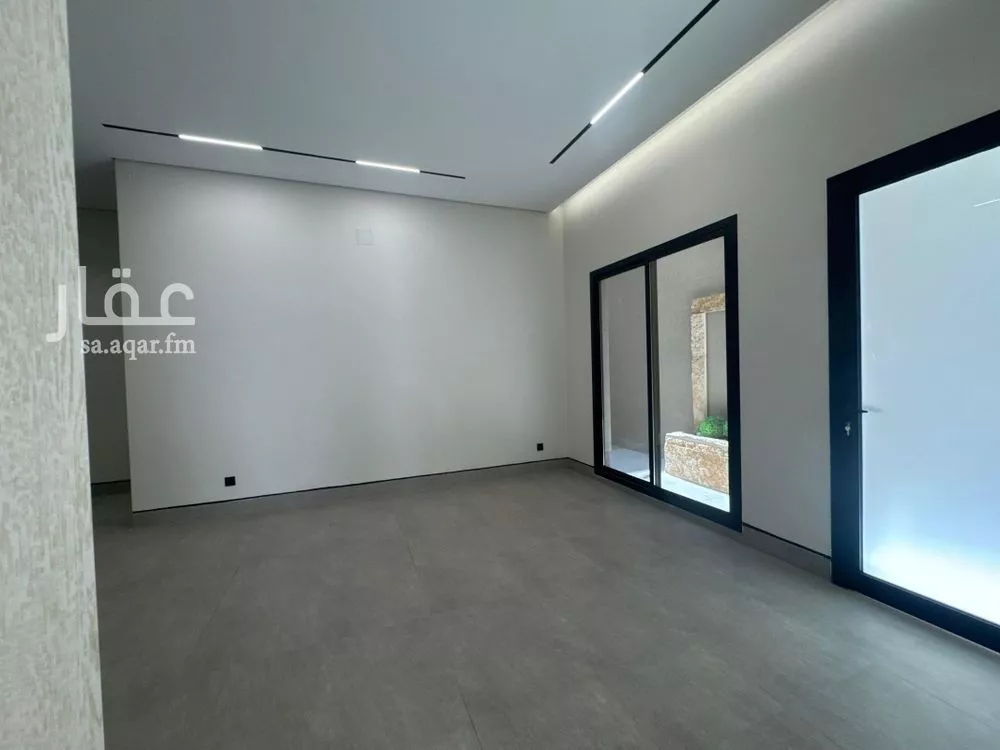 4 bedroom floor in Al Rimal 10