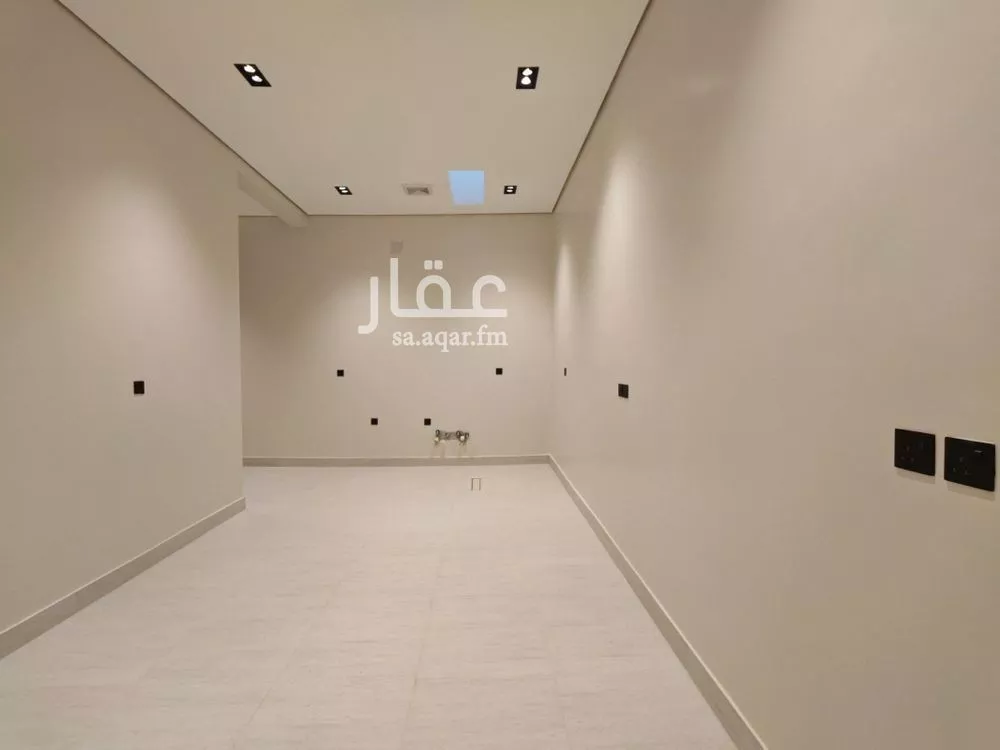 4 bedroom floor in Al Munsiyah 13