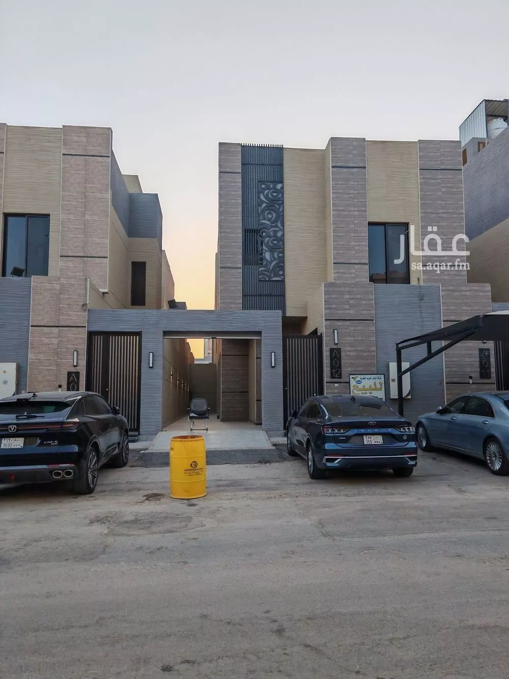 4 bedroom floor in Al Munsiyah 9