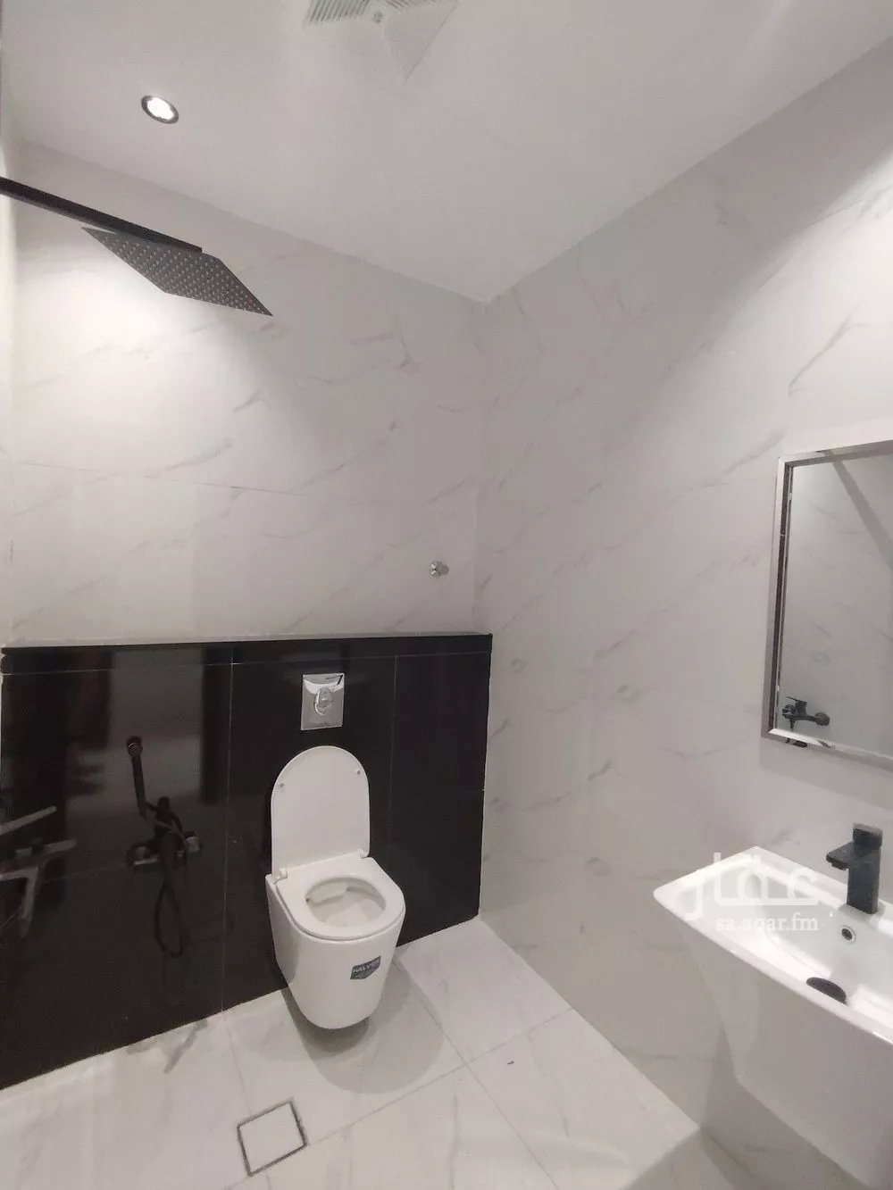 5 bedroom floor in Al Qadisiyah 3