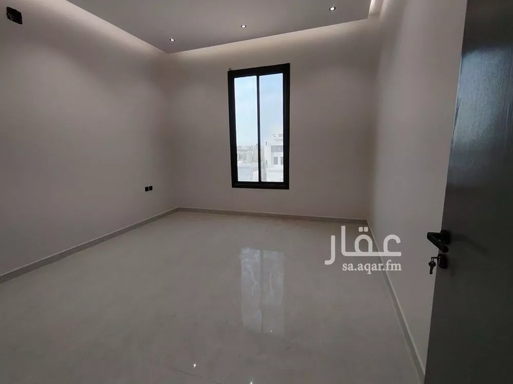 4 bedroom floor in Ash Sharq 5