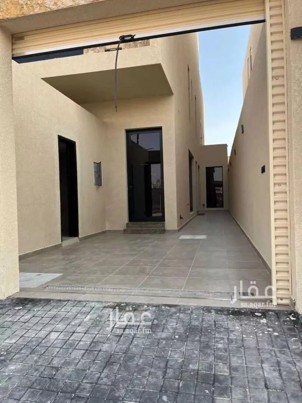 3 bedroom floor in Al Aridh 7