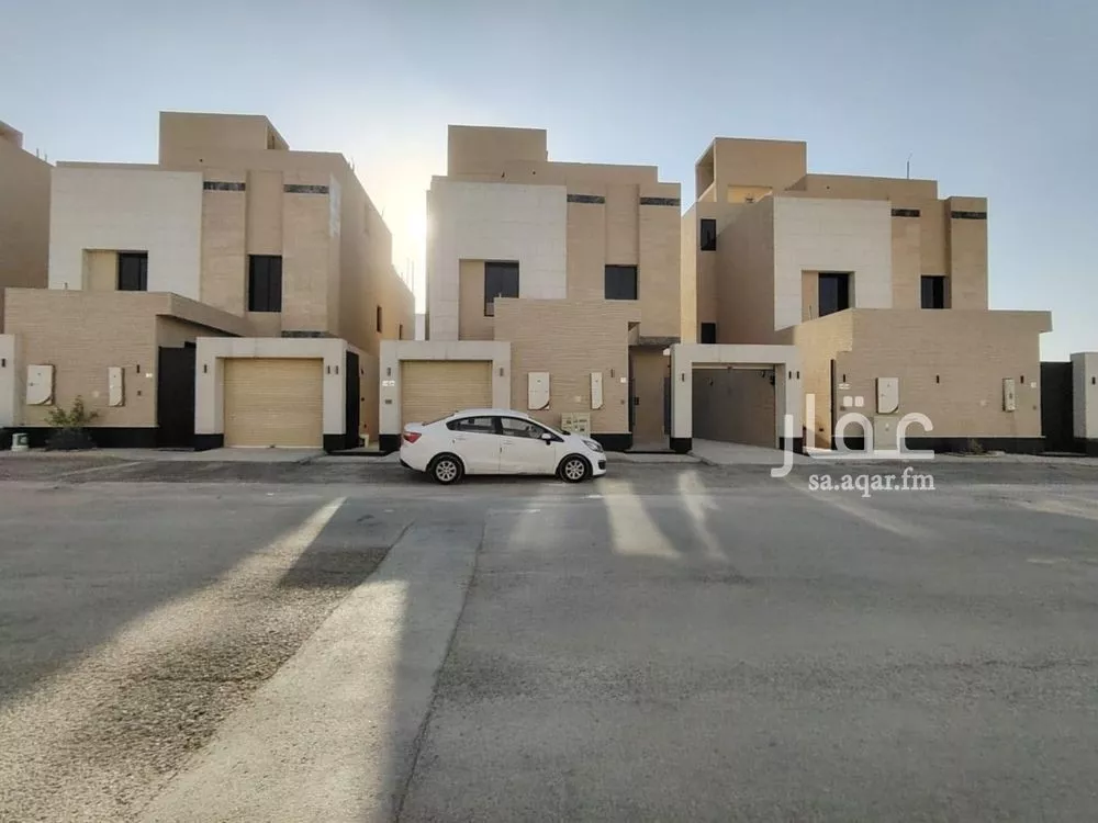 3 bedroom floor in Ash Sharq 2