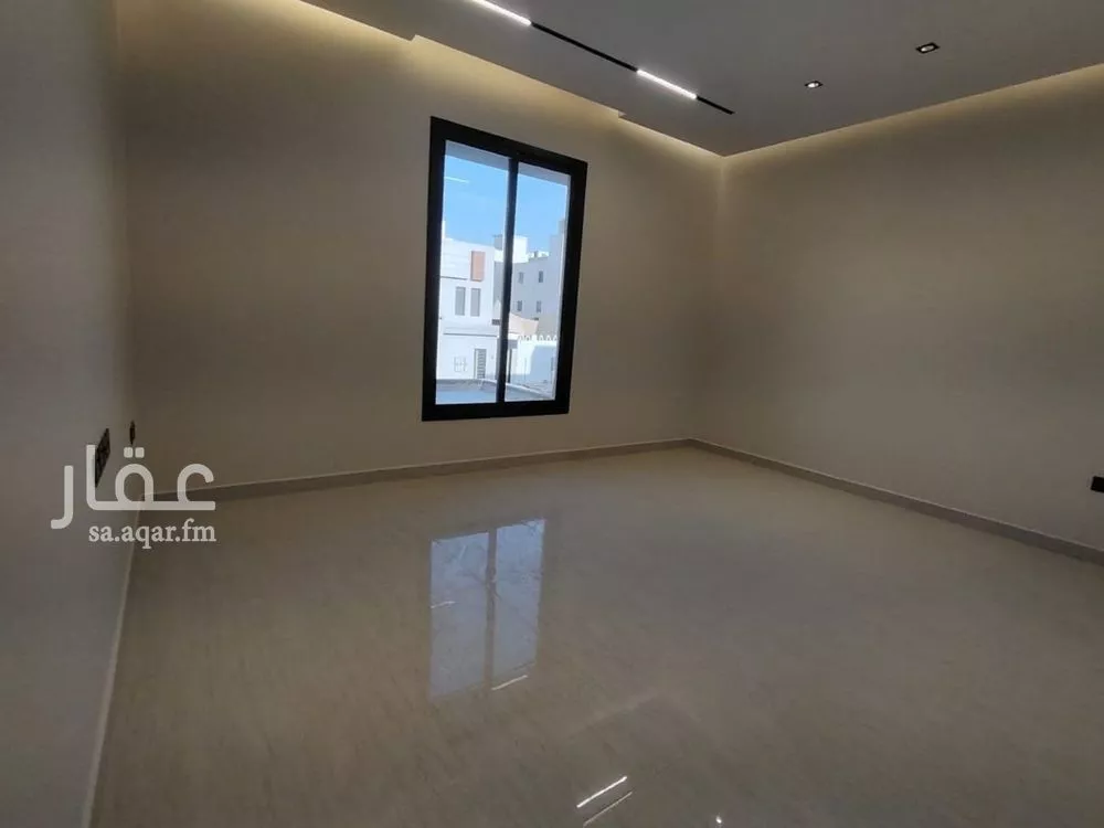 3 bedroom floor in Ash Sharq 3