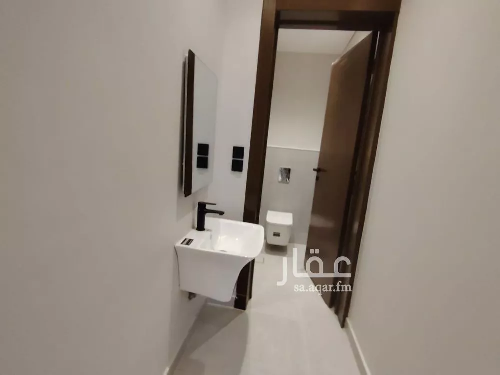 3 bedroom floor in Ash Sharq 8