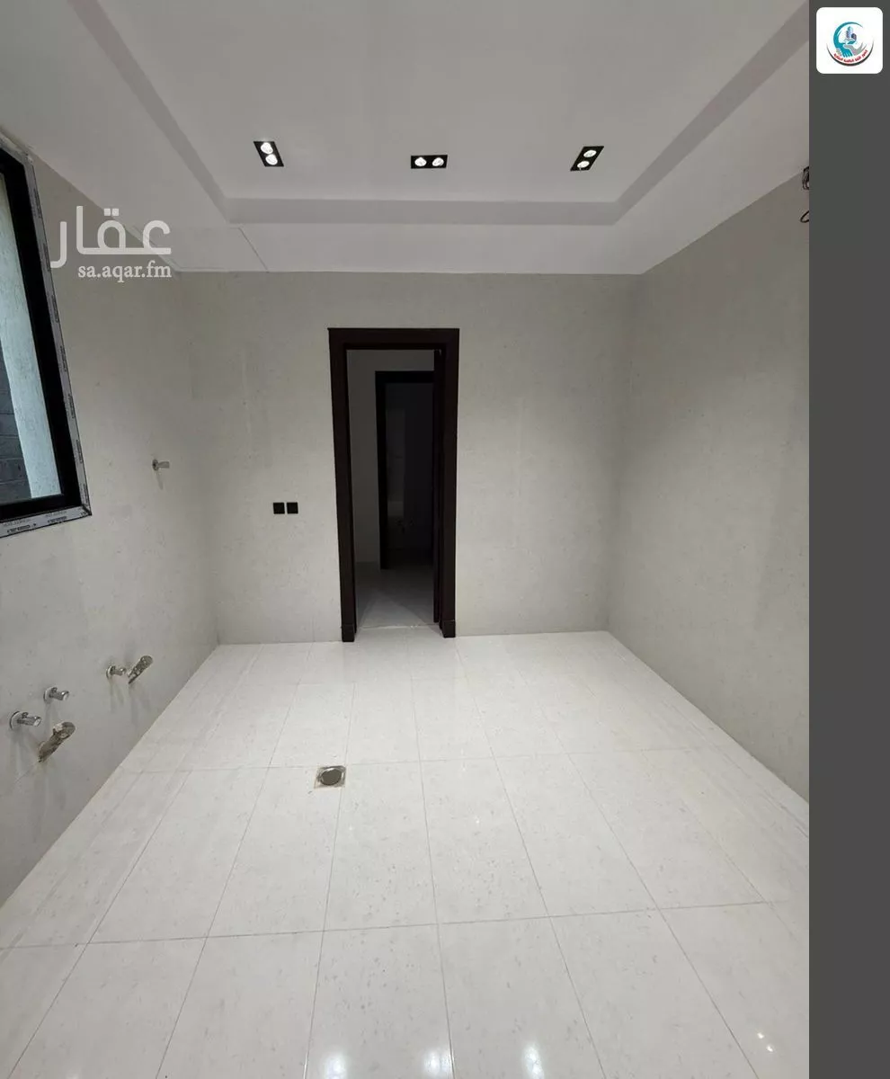 5 bedroom floor in Al Janadriyah 16