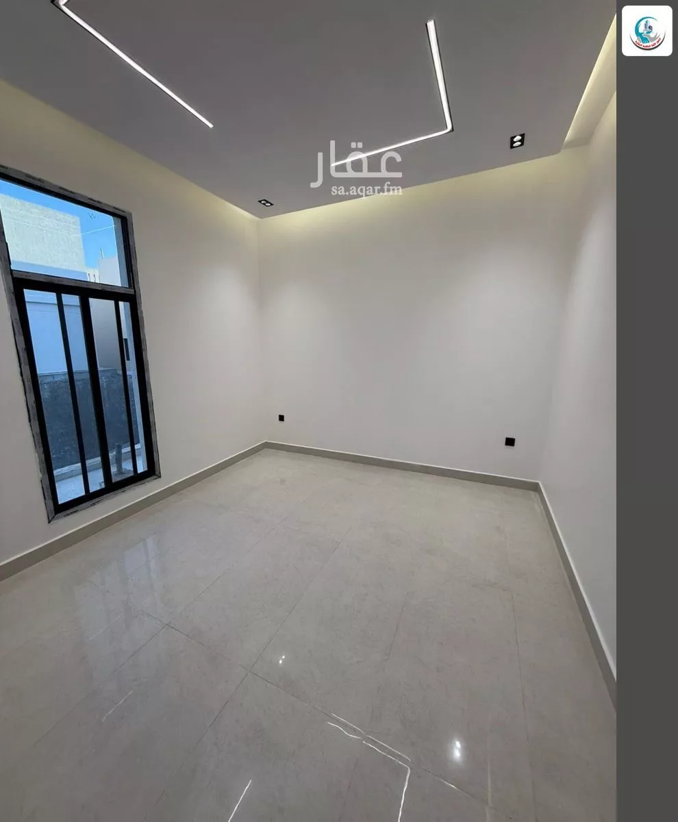 5 bedroom floor in Al Janadriyah 3