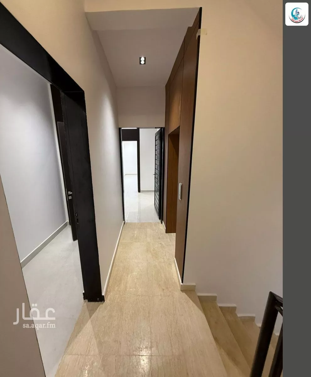 5 bedroom floor in Al Janadriyah 8