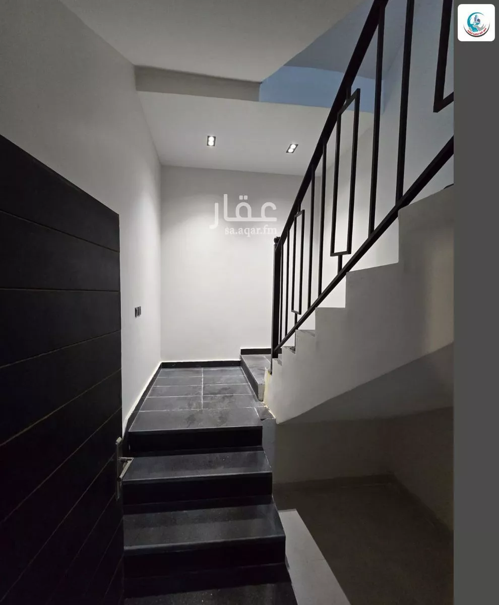 5 bedroom floor in Ash Sharq 5