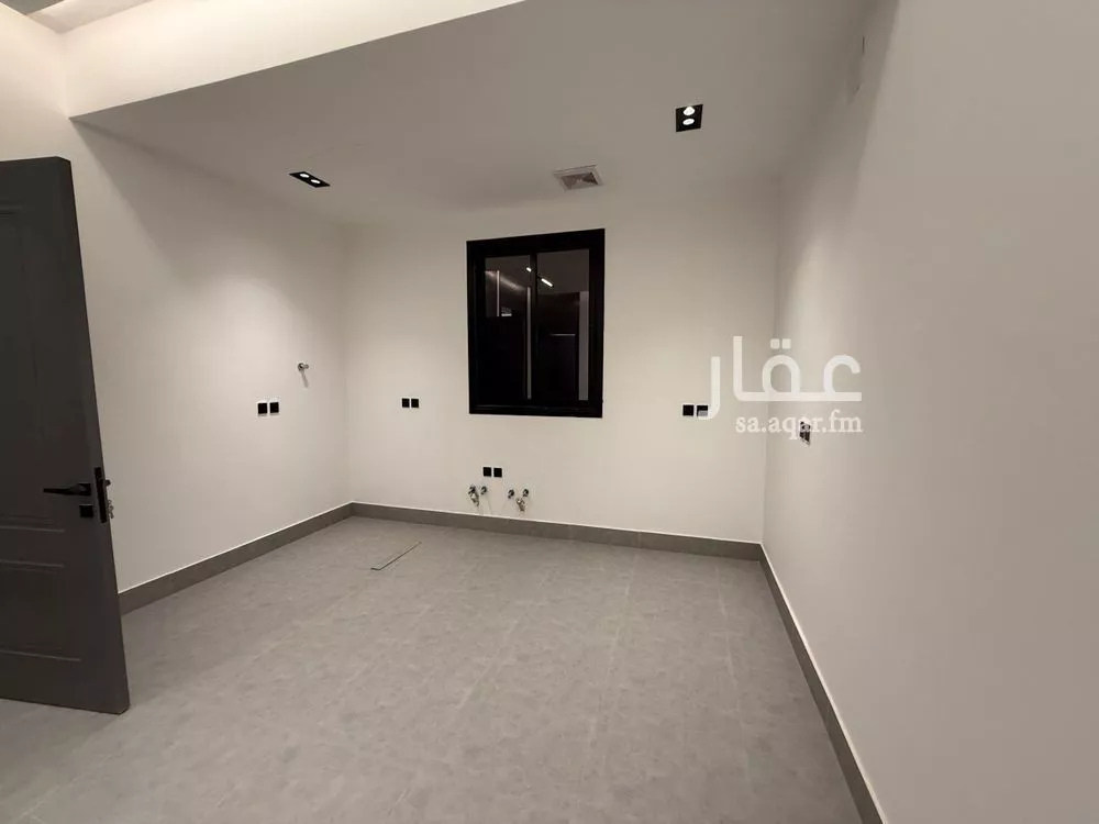 4 bedroom floor in Al Munsiyah 8