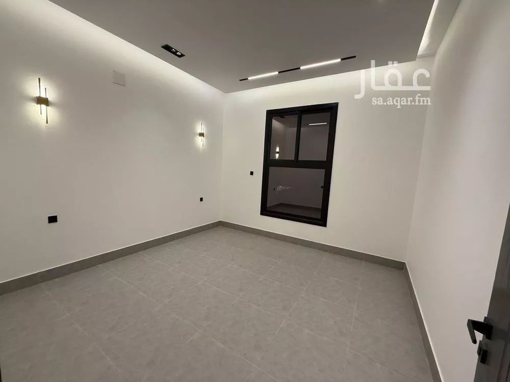 4 bedroom floor in Al Munsiyah 9