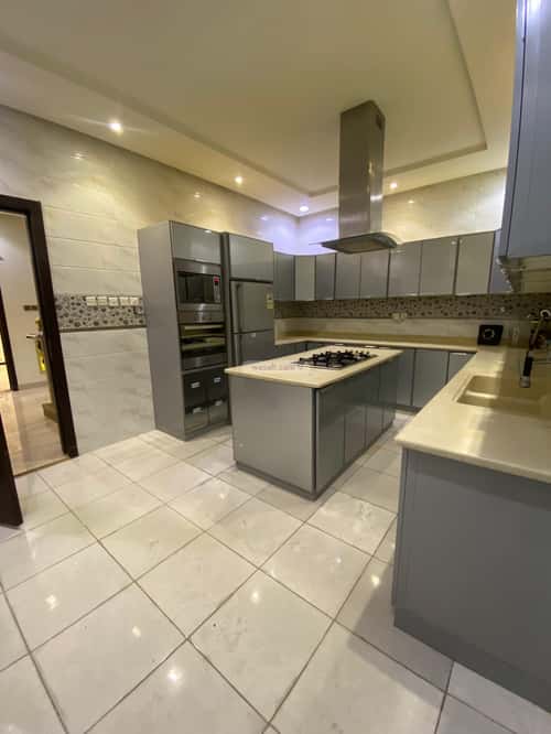 5 bedroom villa in Al Munsiyah 5