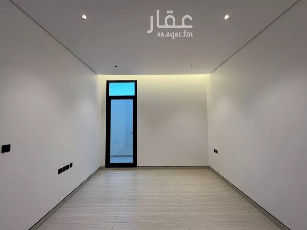 3 bedroom floor in Al Aridh 12