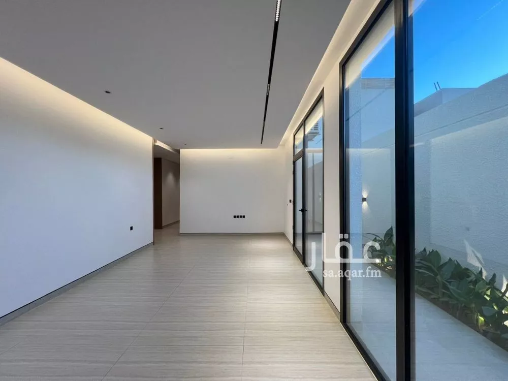 3 bedroom floor in Al Aridh 15