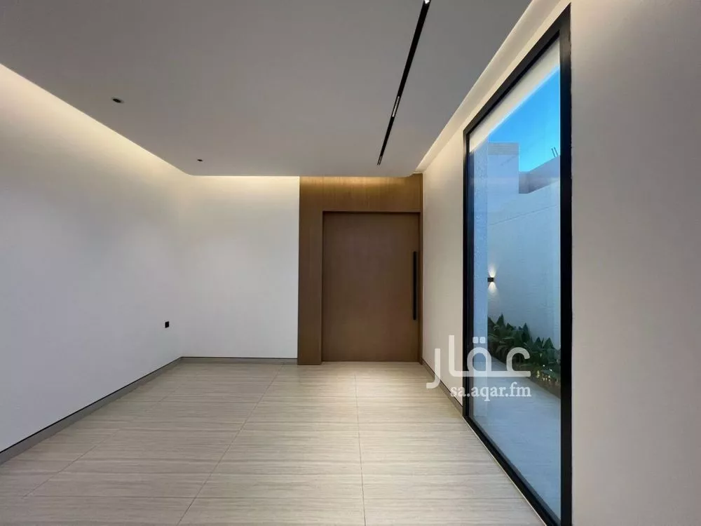3 bedroom floor in Al Aridh 7