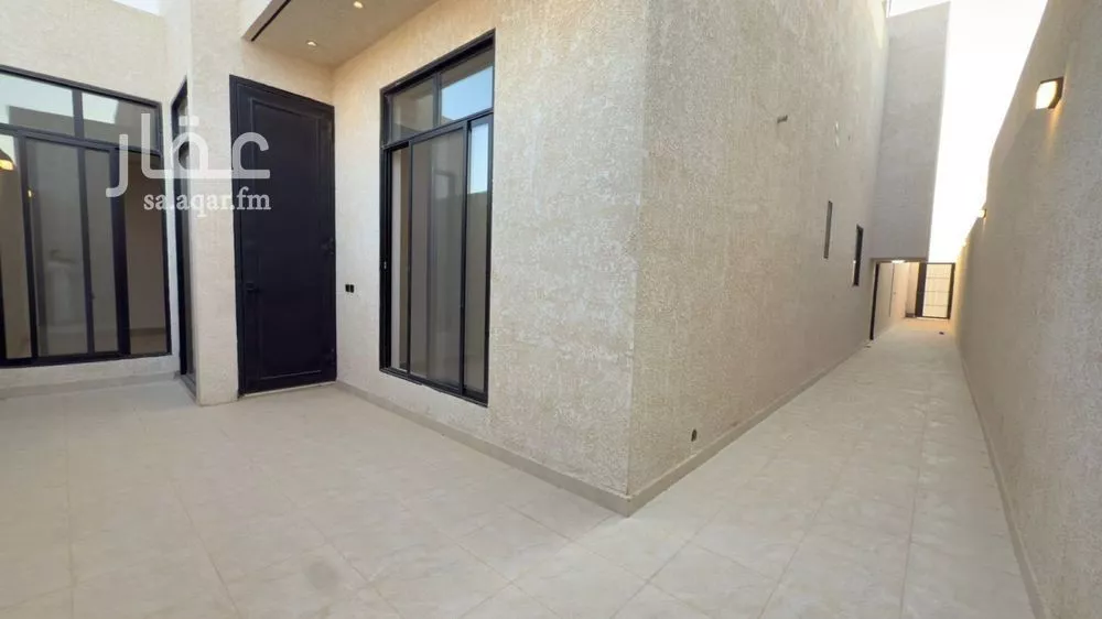 5 bedroom floor in Dahiat Namar 13