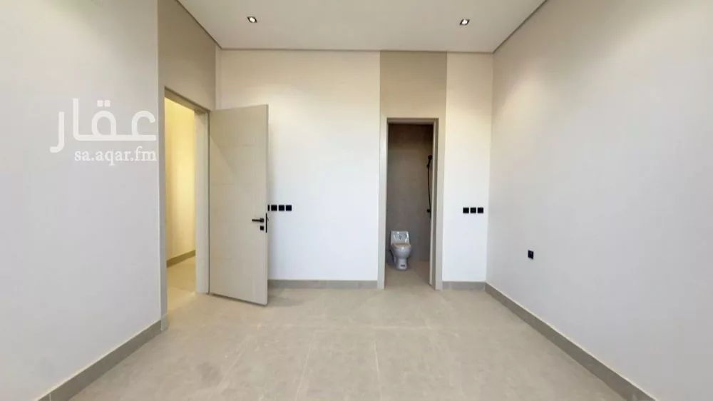 5 bedroom floor in Dahiat Namar 14