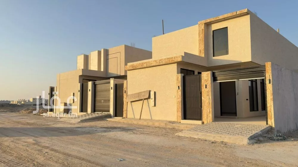 5 bedroom floor in Dahiat Namar 7