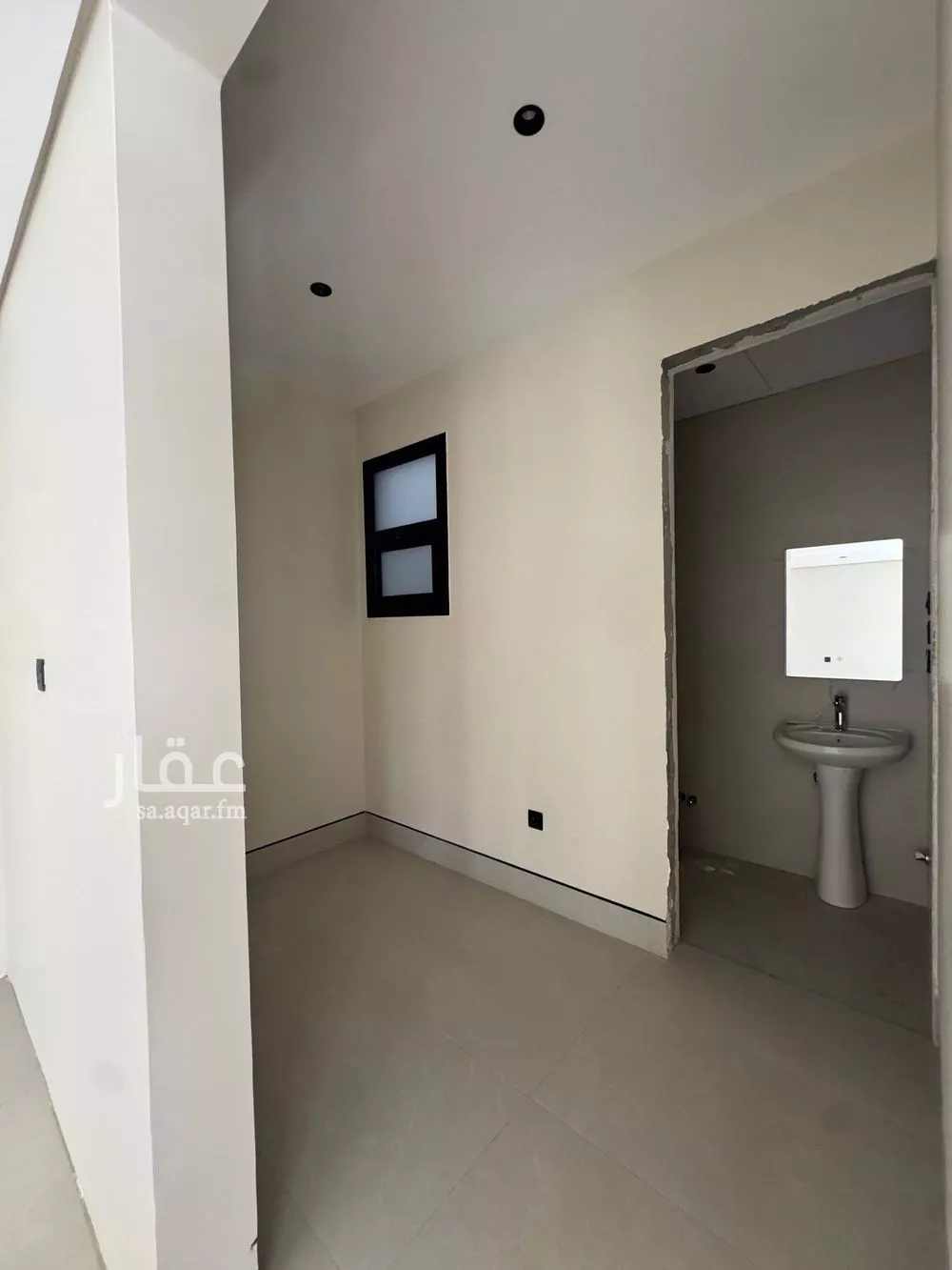 4 bedroom floor in King Fahd 17