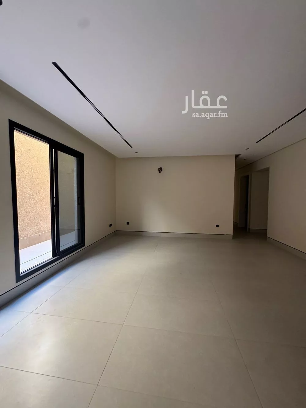 4 bedroom floor in King Fahd 8