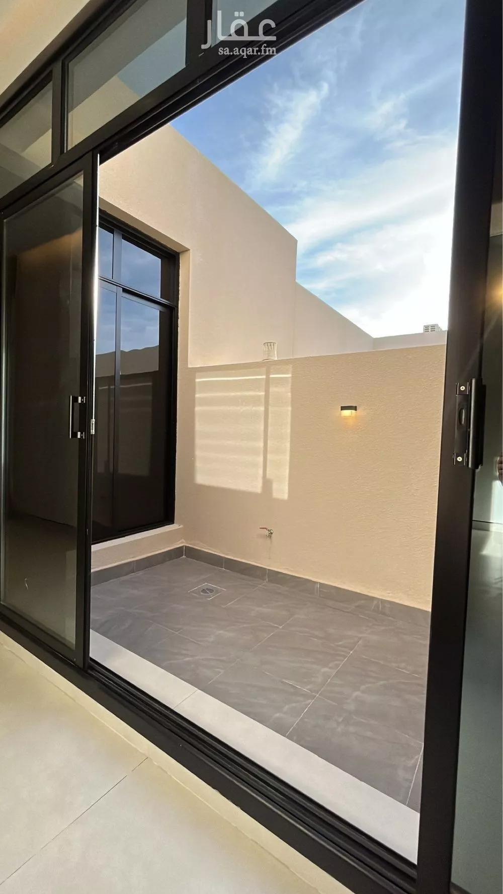 3 bedroom floor in Al Aridh 16