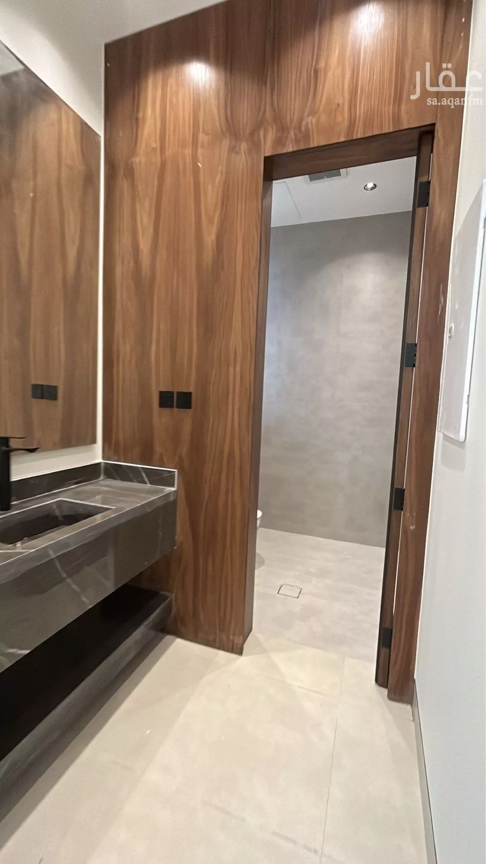 3 bedroom floor in Al Aridh 5