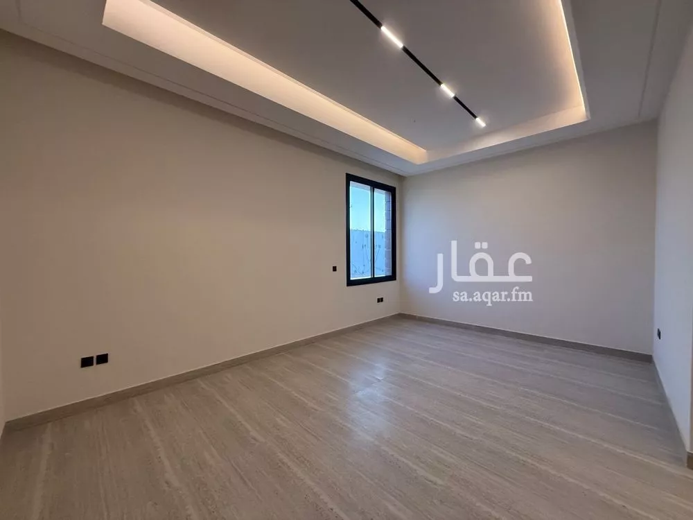3 bedroom floor in Al Munsiyah 7