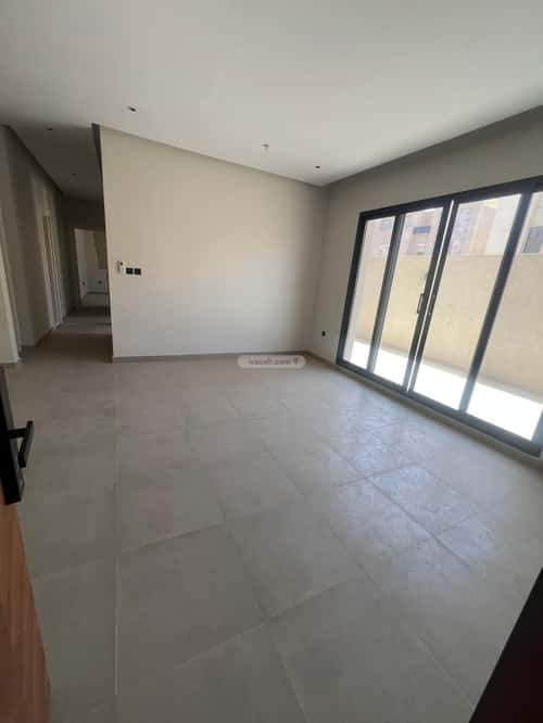 3 bedroom apartment in Al Malqa 5
