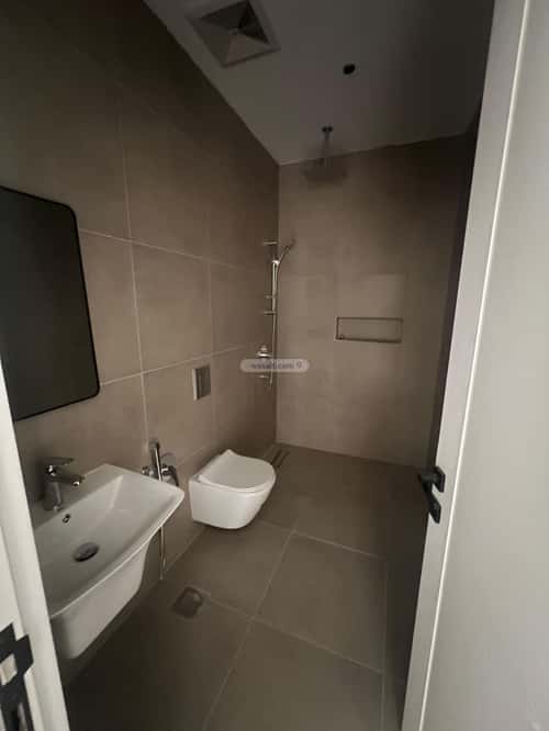 3 bedroom apartment in Al Malqa 10