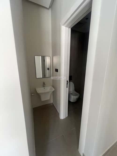 3 bedroom apartment in Al Malqa 11