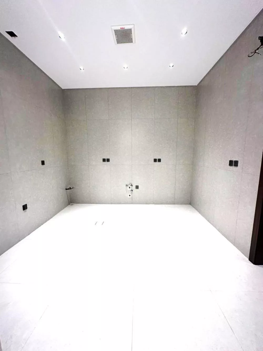 4 bedroom apartment in Al Rehab, Jeddah 10