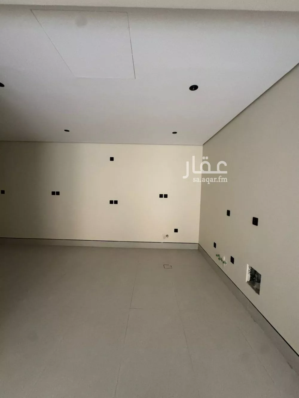 دور 4 غرف في الملك فهد 11