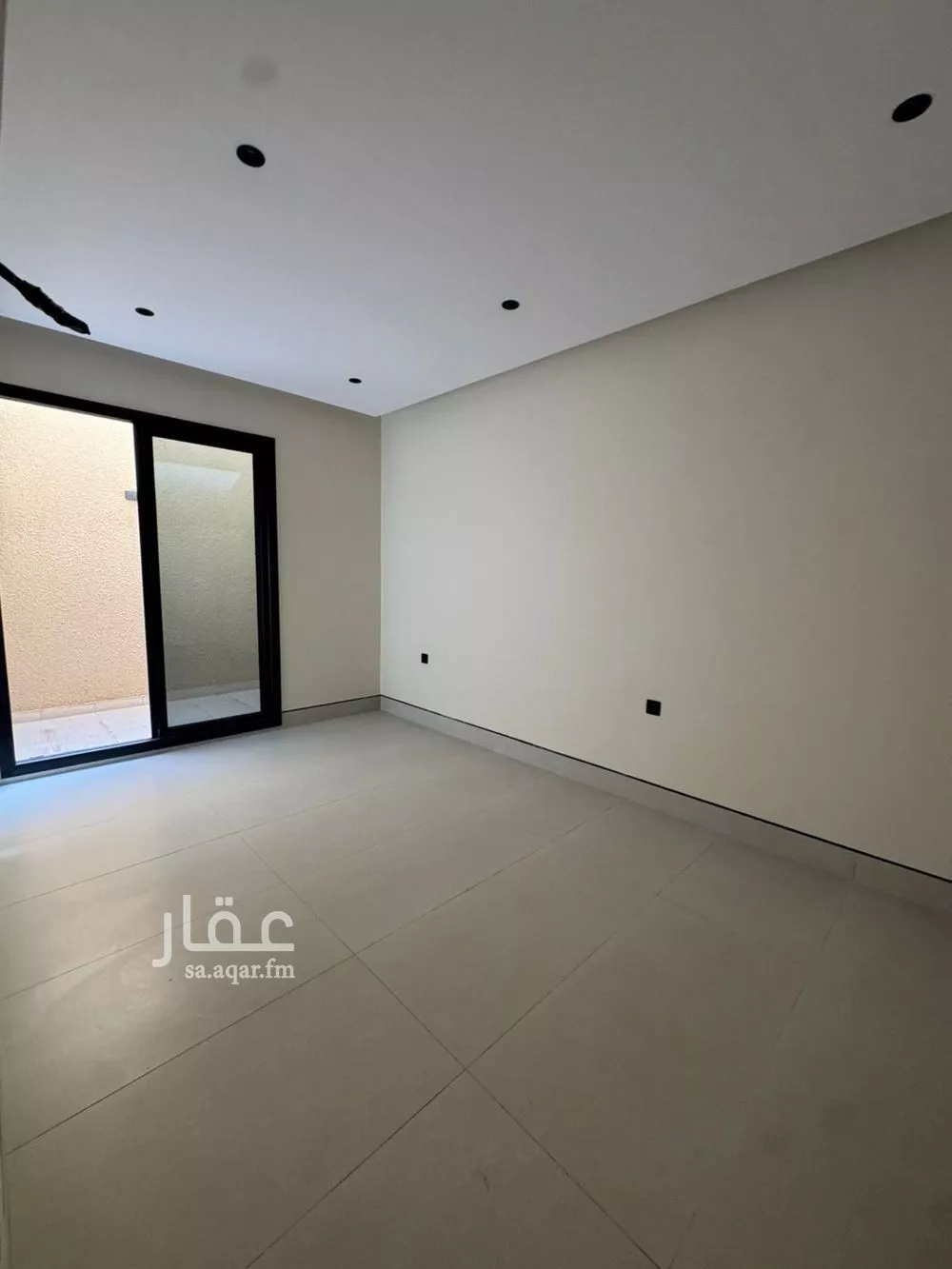 دور 4 غرف في الملك فهد 6