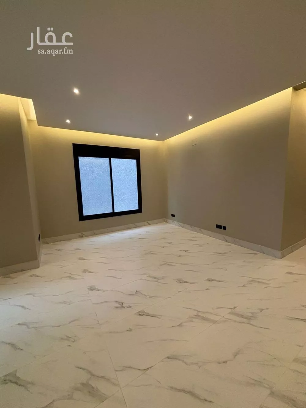 4 bedroom floor in Al Aridh 13