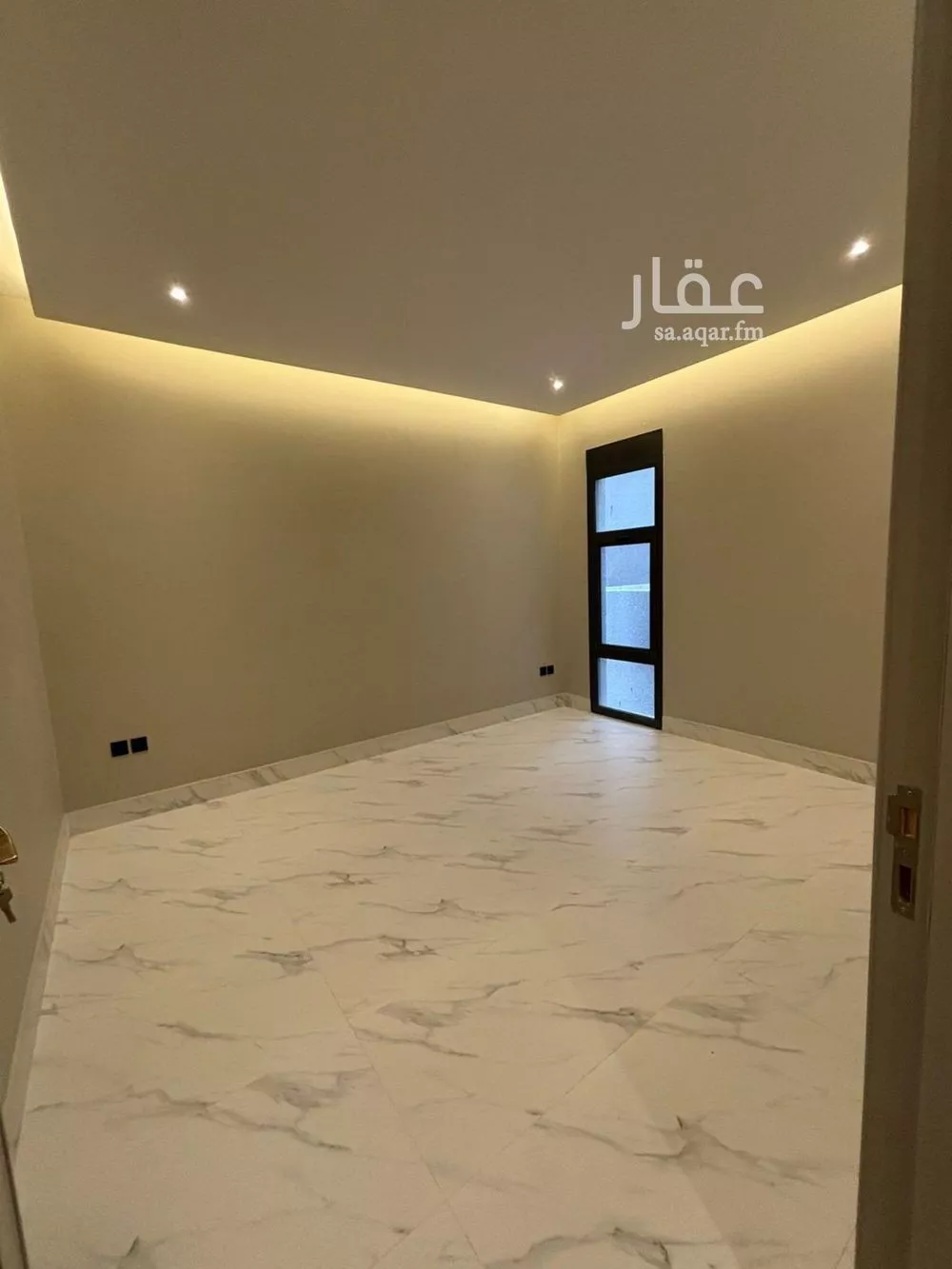 4 bedroom floor in Al Aridh 9