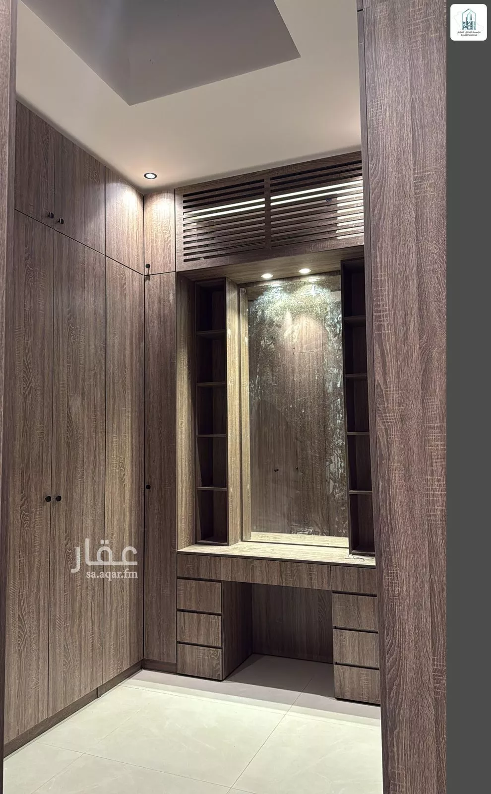دور 4 غرف في الملك فهد 14
