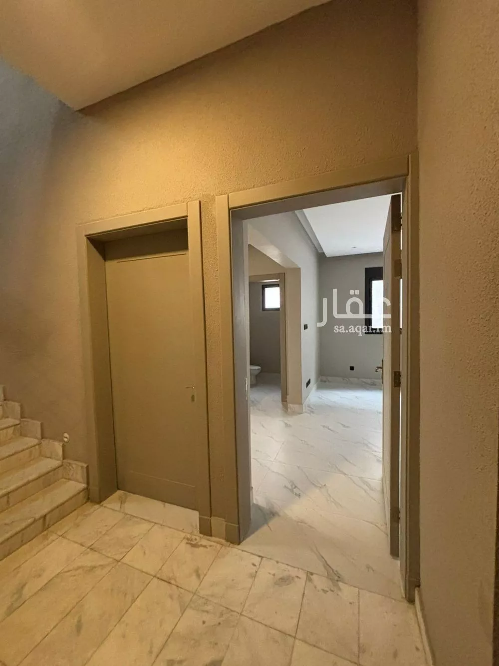 4 bedroom floor in Al Aridh 2