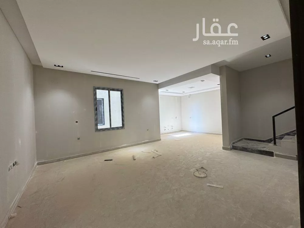 4 bedroom floor in Al Rimal 6