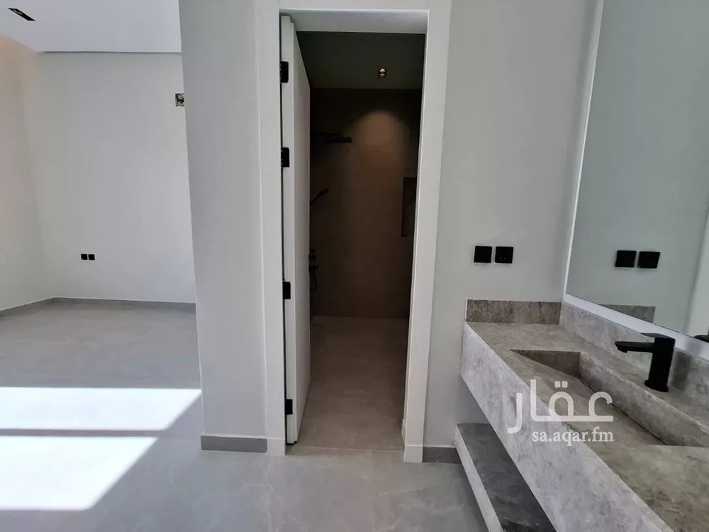 4 bedroom floor in Al Narjis 2