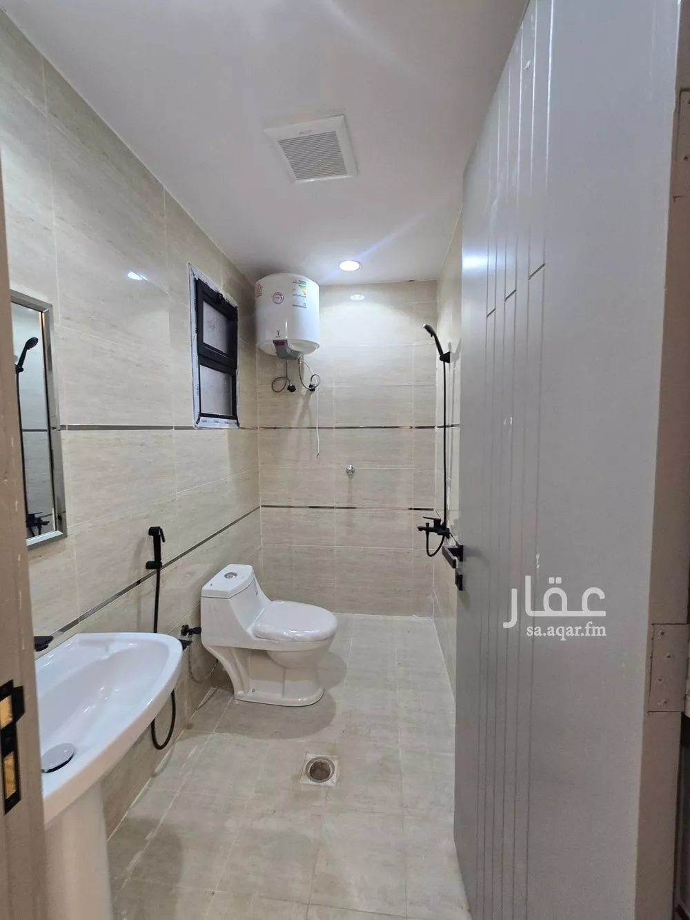 دور 4 غرف في طيبة 6