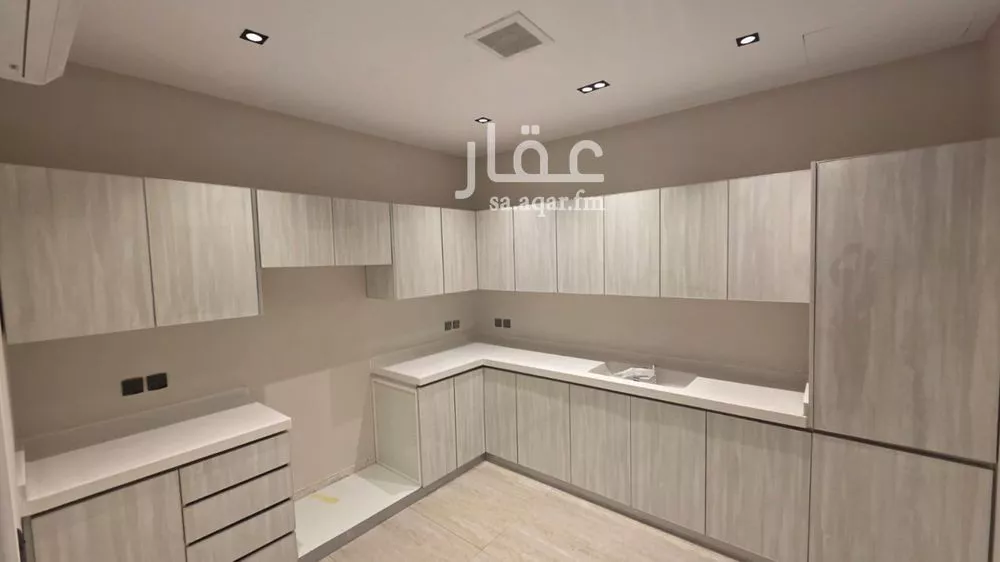 2 bedroom apartment in Al Aridh 6